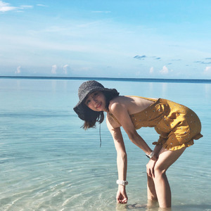 白丝小脚夹住命根
